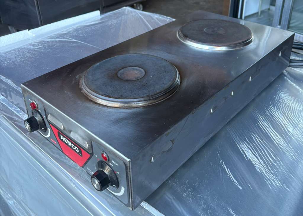 Nemco 6310-3 Electric Countertop Vertical Hot Plate with 2 Solid Burners - 220V- Pre-owned
