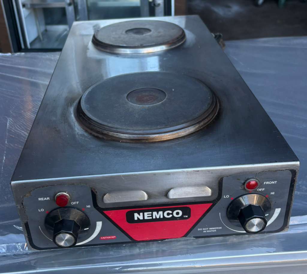 Nemco 6310-3 Electric Countertop Vertical Hot Plate with 2 Solid Burners - 220V- Pre-owned