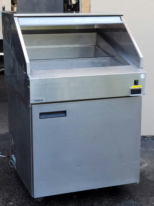 Delfield Full size Sandwich prep 33''