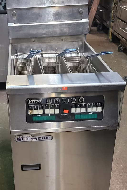 Pitco® SSH75 Solofilter Solstice Supreme Natural Gas 75 lb. Floor Fryer