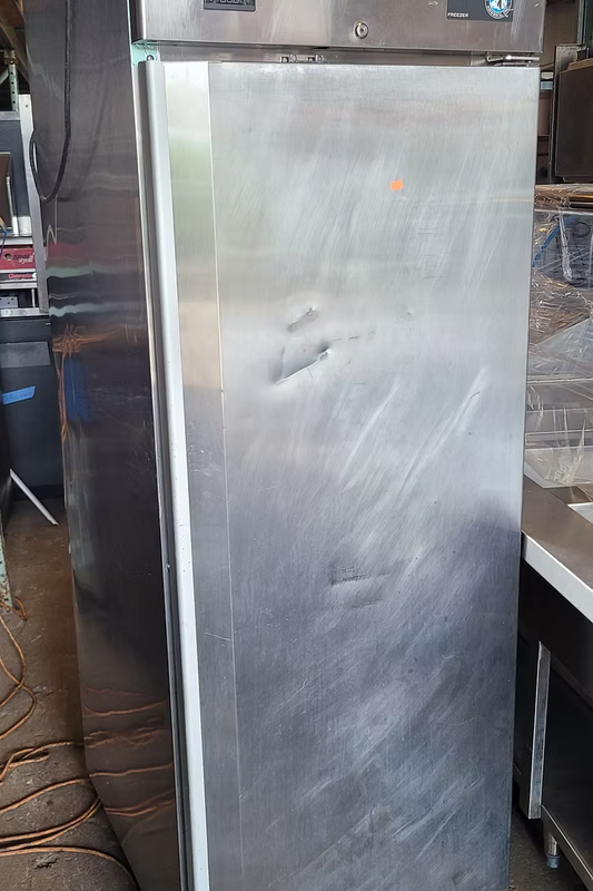 Hoshizaki F1A-FS 27 1/2" Solid Door Reach-In Freezer