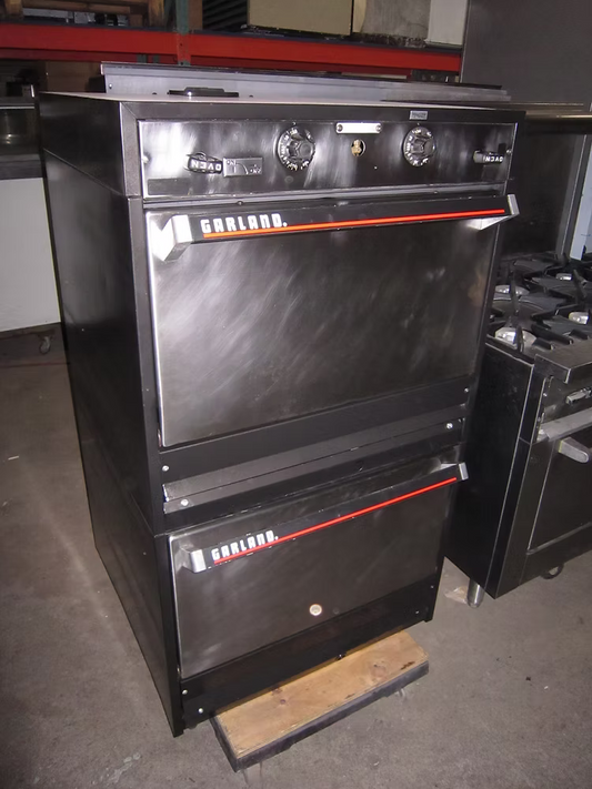 Garland Upright Double Oven 30"
