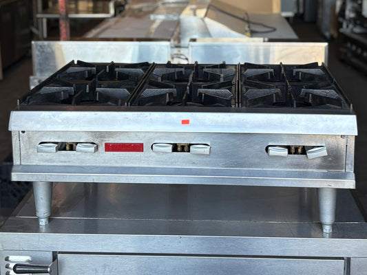 Vulcan VHP636 Natural Gas 36" 6 Burner Countertop Range - 180,000 BTU