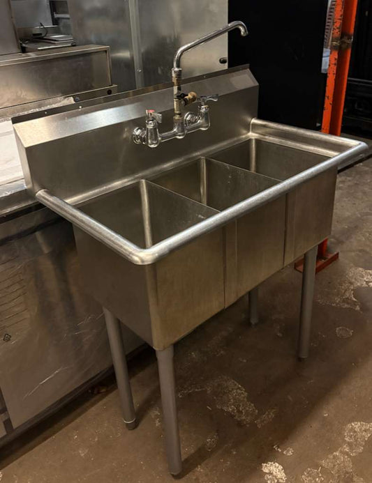 SINK 3 COMPARTMENT 35''PRE-OWNED