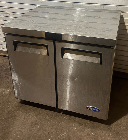 ATOSA MGF36RGR — 36″ Undercounter Refrigerator-PRE-OWNED