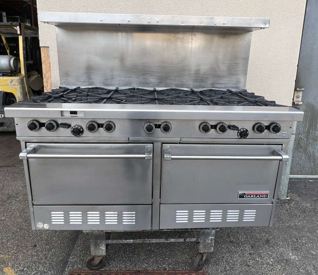 Garland G60-10RR 60" 10 Burner Gas Range w/ (2) Standard Ovens, Natural Gas-PRE OWNED