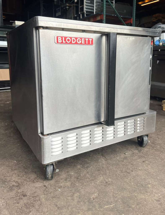 Blodgett ZEPHAIRE-100-G Single Deck Liquid Propane Full Size Standard Depth Convection Oven with Draft Diverter - 50,000 BTU-PRE-OWNED