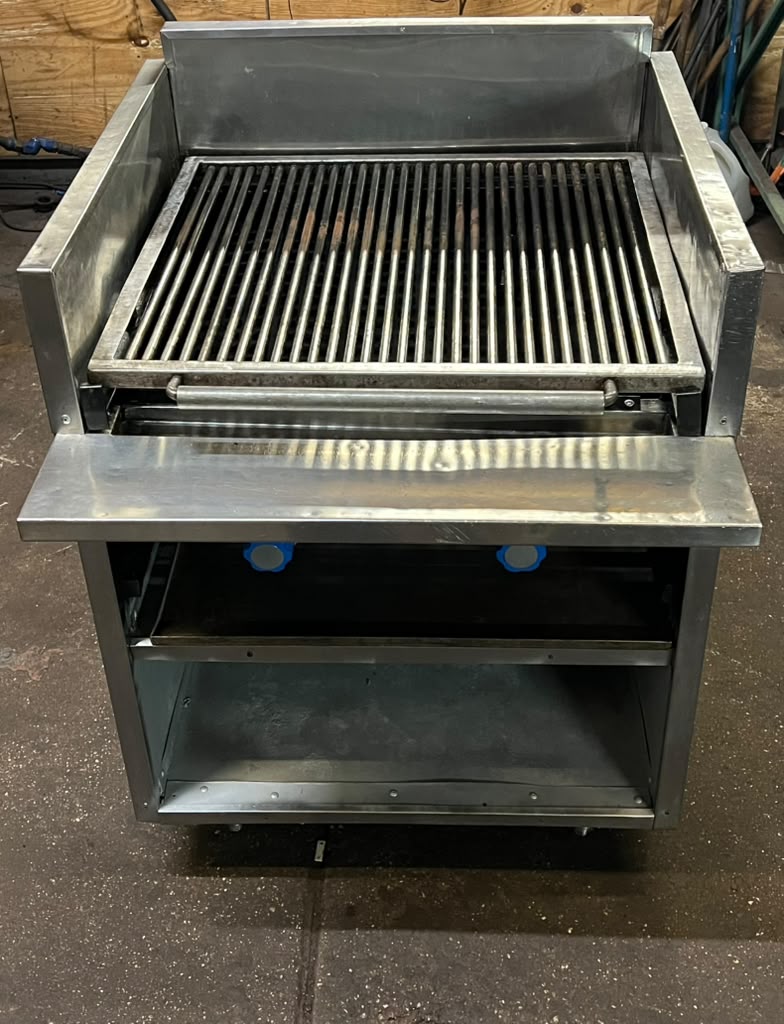 MagiKitch'n FM-SMB-630 30" Natural Gas Ceramic Coal Charbroiler with Open Base -PRE-OWNED