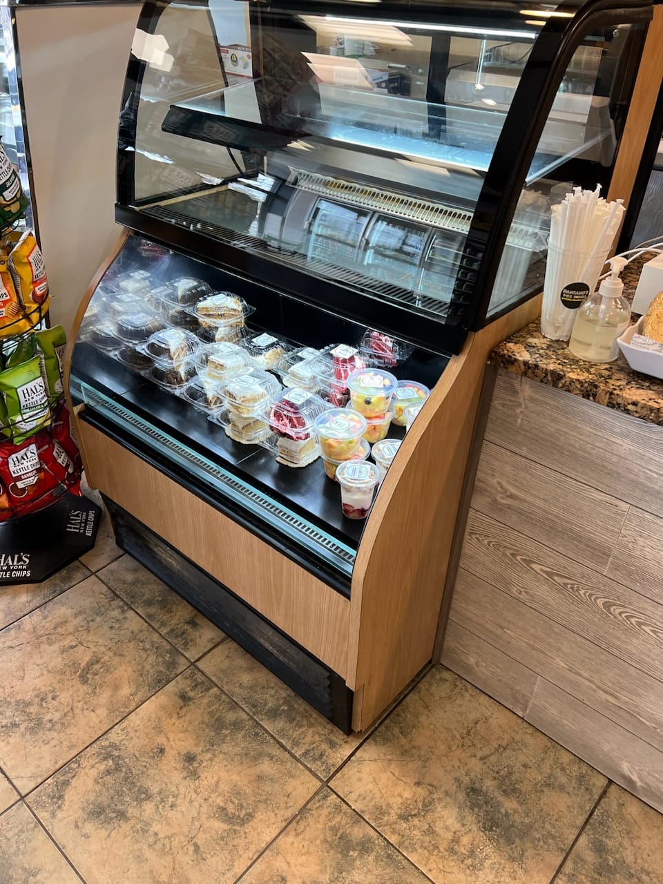 Structural Concepts Harmony  40" Refrigerated Dual Service Merchandiser Case - 120V-Pre-Owned