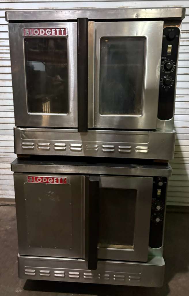Blodgett DFG-100 Single Full Size Natural Gas Convection Oven - Pre-Owned