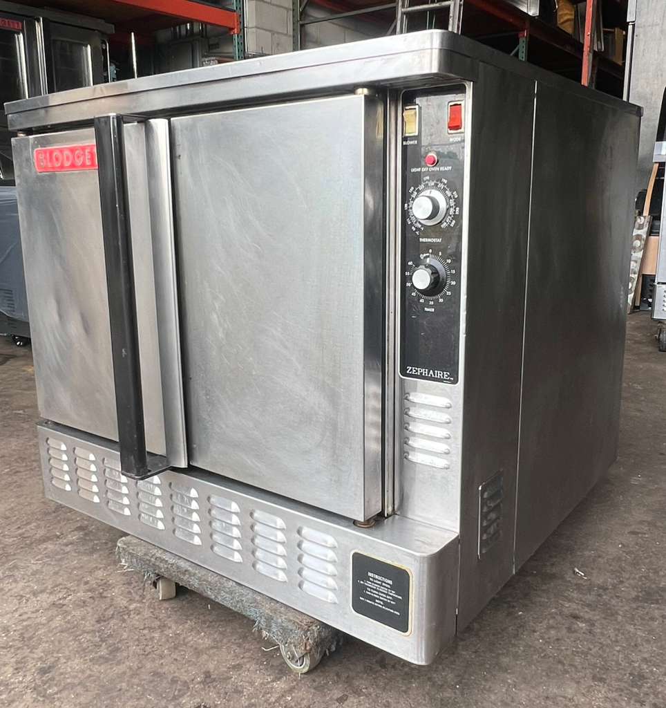 Blodgett ZEPHAIRE-100-G Single Deck Liquid Propane Full Size Standard Depth Convection Oven with Draft Diverter - 50,000 BTU-PRE-OWNED