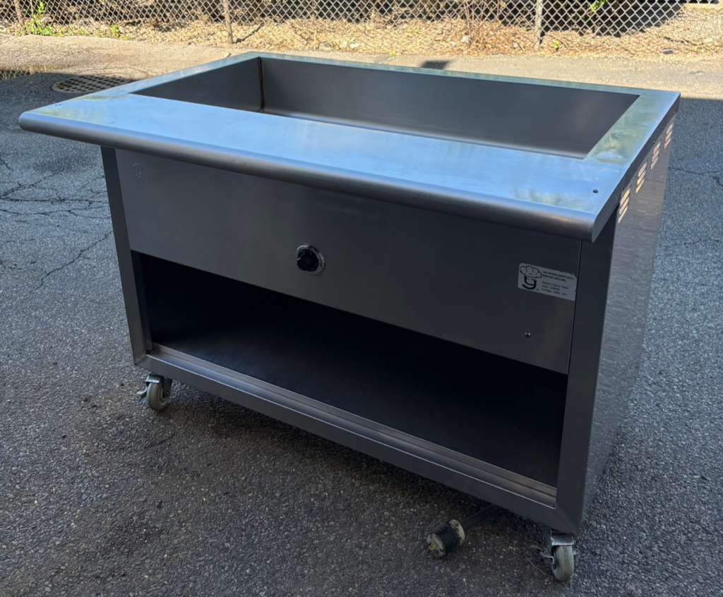 L &J Steam Table  48''x 32'' Electric 208 volt - PRE-OWNED