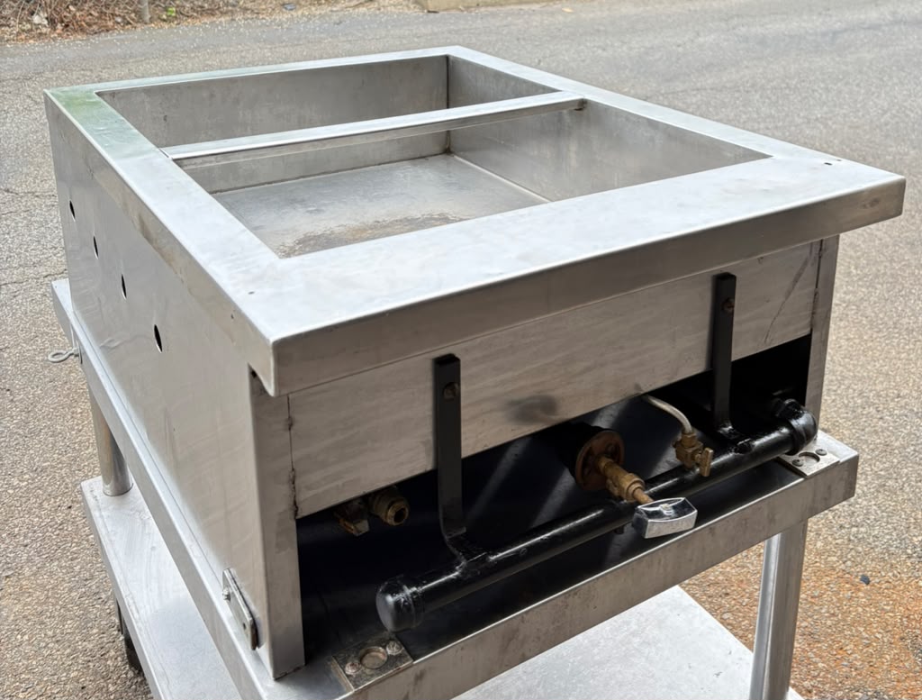 Steam Table Gas Custom Made Countertop 24''x32''x12'' -Pre-owned