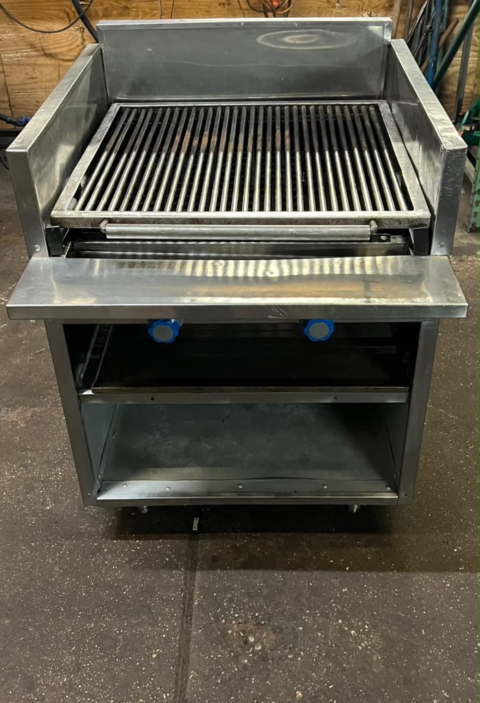 MagiKitch'n FM-SMB-630 30" Natural Gas Ceramic Coal Charbroiler with Open Base -PRE-OWNED