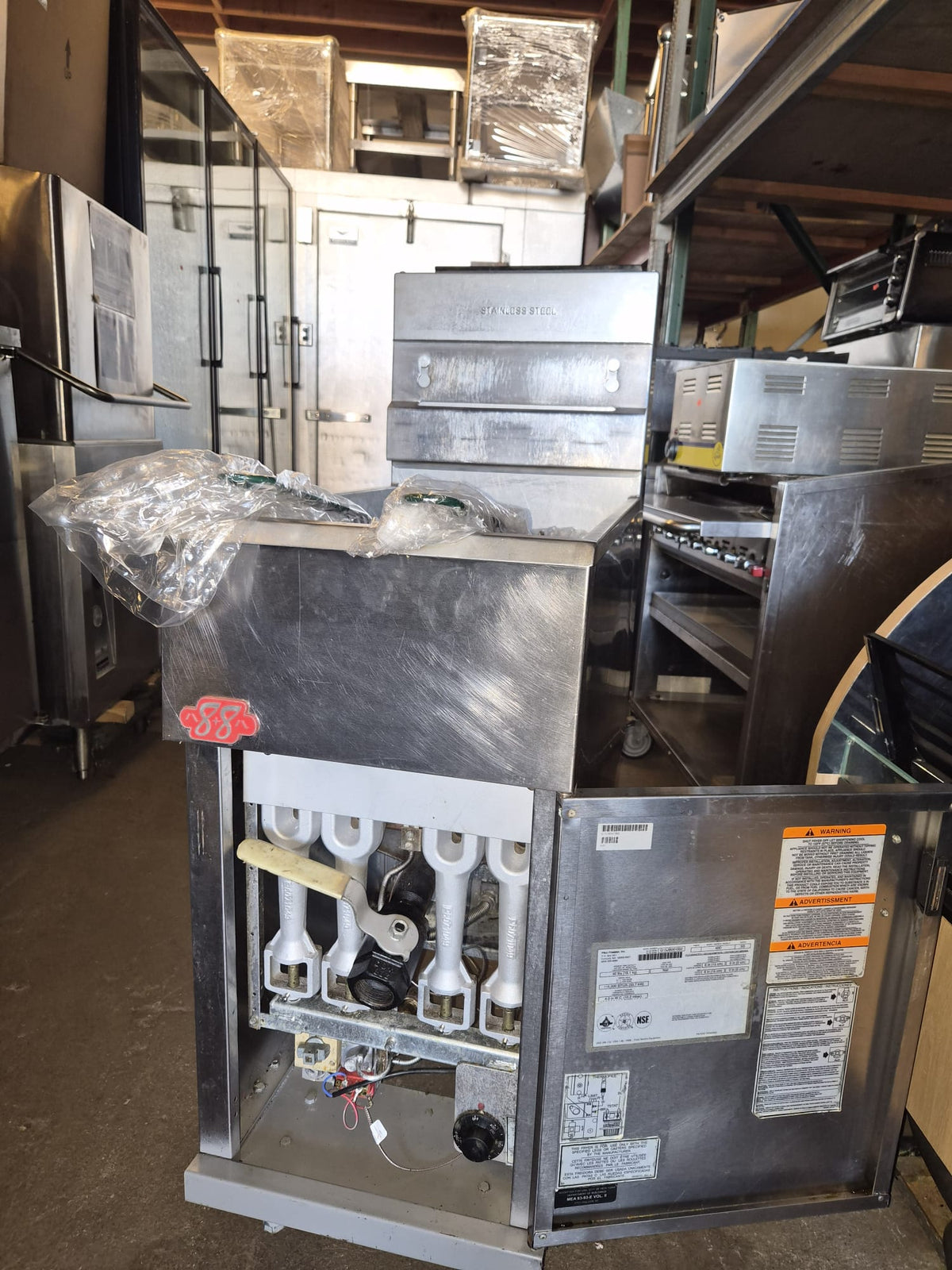 Pitco® 40D Natural Gas 40-45 lb. Stainless Steel Floor Fryer-PRE-OWNED